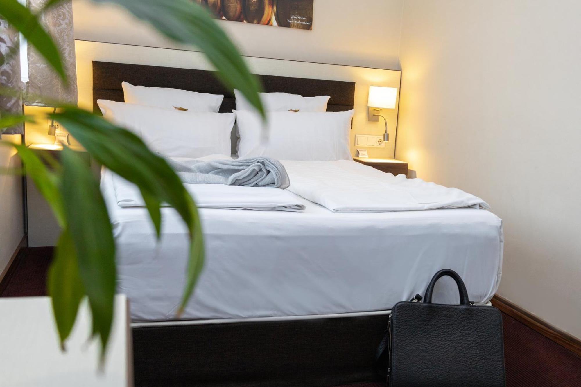 Hotel Nordhausen Ngoại thất bức ảnh